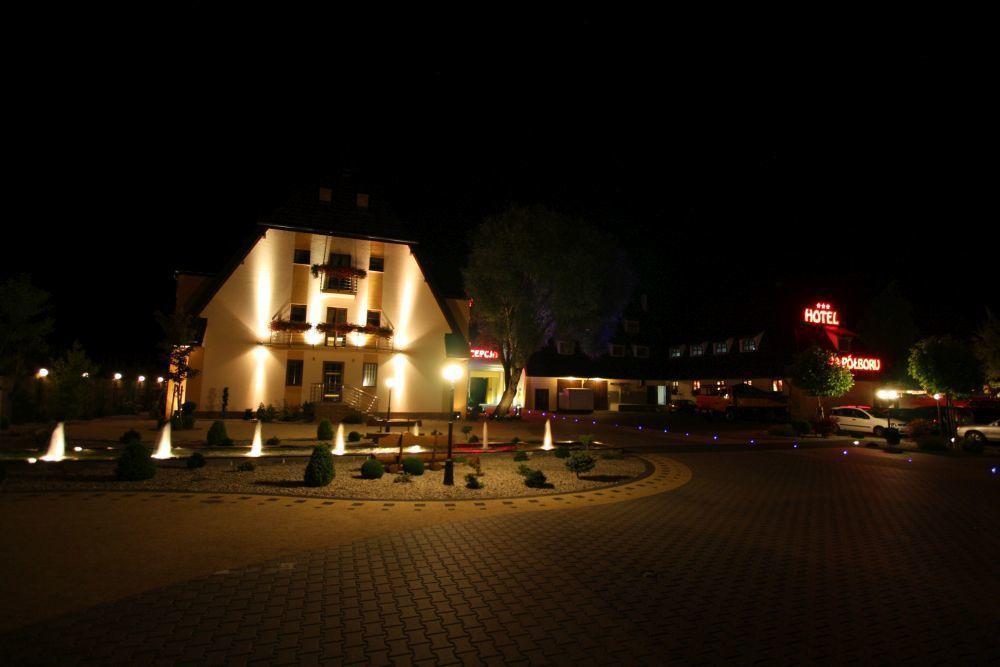 Hotel Na Półboru Sieradz Buitenkant foto